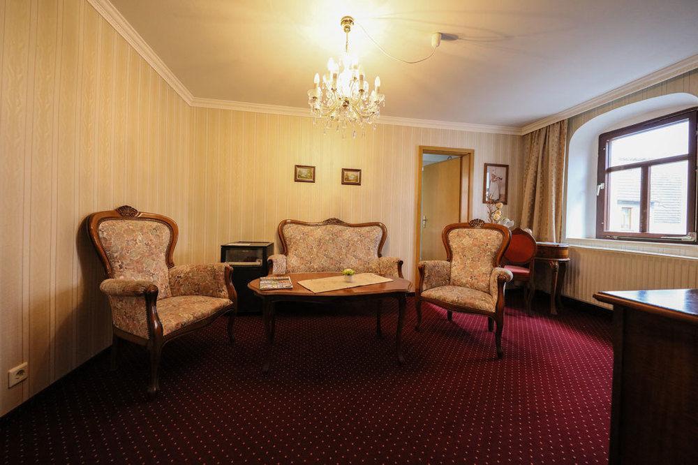 Hotel Zur Traube Freyburg Εξωτερικό φωτογραφία